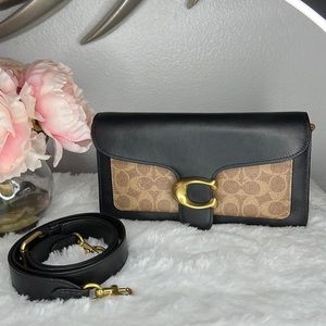 COACH Signature Tabby 26 Shoulder Bag